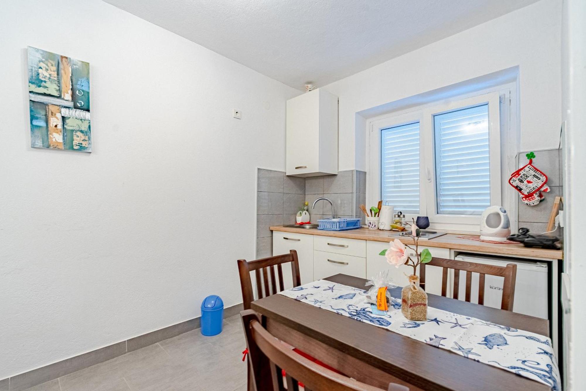 Apartments And Rooms With Parking Space Mali Ston Room photo
